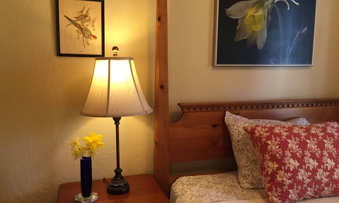 Historic Railroad District Cottage | Charming Cottage Retreat with Pool & Spa near Park