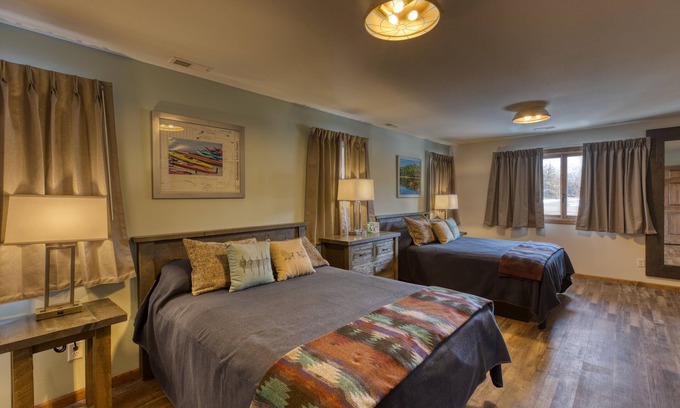 Yankton Cottage | Inviting Cottage at Lewis and Clark Resort - Guest Rated 10/10