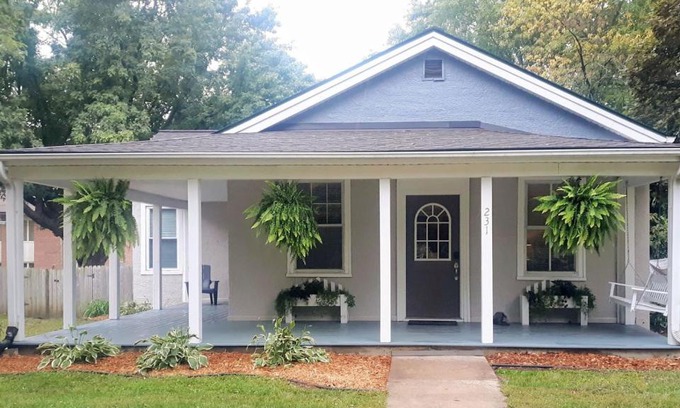 Prescott House | Charming Cottage Steps from Downtown Prescott, Pet-Friendly