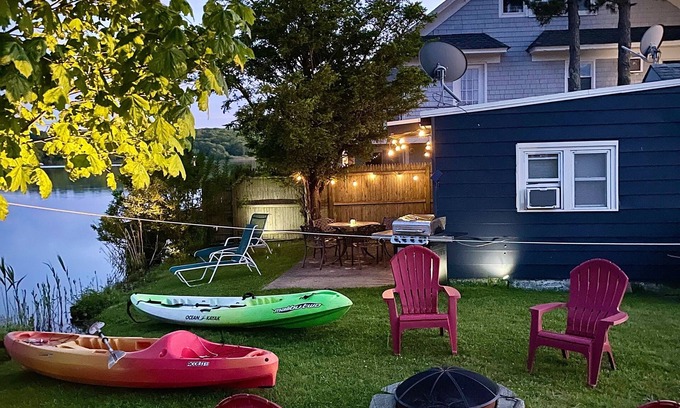 Montauk Cottage | Perfect Cottage Retreat on Fort Pond Lake with Ocean Views