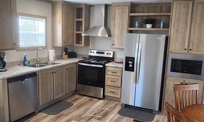 Springville Cottage | Tranquil Springville Cottage: WiFi, AC & Top Guest Rating