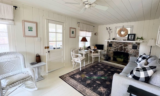 Suttons Bay Cottage | Charming Cottage with Private Pond Near Casino and Bay