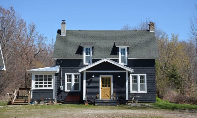 Chazy House | Charming Cottage with Lake Access and Pet-Friendly Amenities