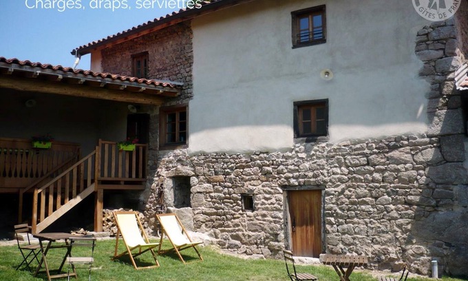 Palogneux Cottage | Cozy Gite Palogneux: Family-Friendly Retreat with Spa