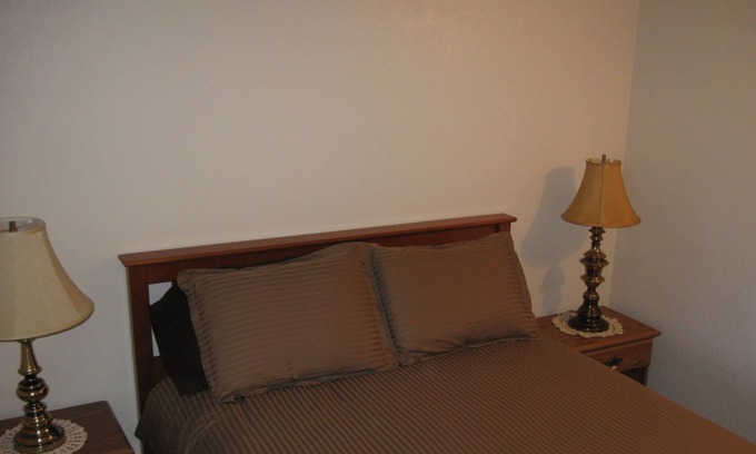 Flagstaff House | Experience Snowbowl: Ski with Pets and Fantastic Amenities