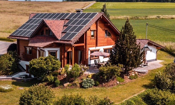 Stebach Apartment | Tranquil Country House with Pool and Ocean Views