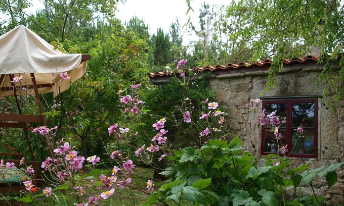 Vimianzo House | Charming Country House with Ocean View in Costa da Morte