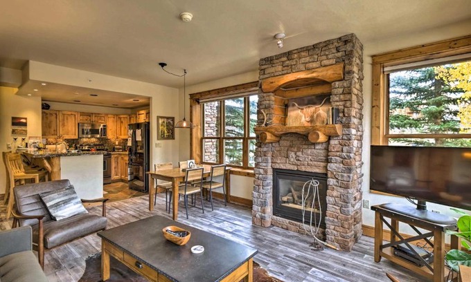 Crested Butte Apartment | Inviting Crested Butte Condo Steps from the Ski Lift!