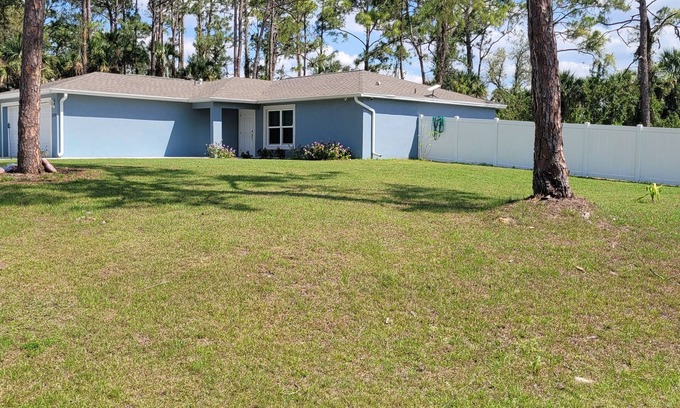 LaBelle House | Ideal Family Retreat with Oceanfront Views and Spa Access