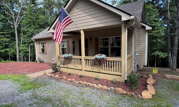 Morganton Cabin | Relaxing Getaway with Hot Tub & Fire Pit by Nottley Lake