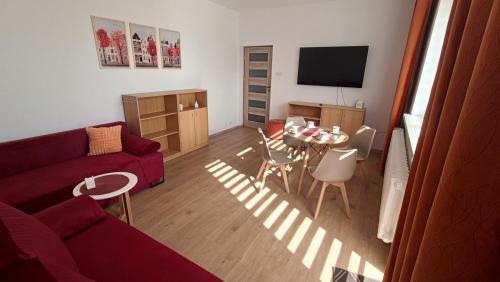 Zdunska Wola Apartment | Cozy Duo