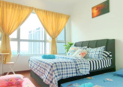 Shah Alam Apartment | Inviting Oceanfront Ensuite for 1-4 Guests - GA6