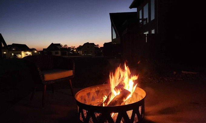 Spirit Lake House | Premier Bridges Bay Cabin with Pool at Lake Okoboji