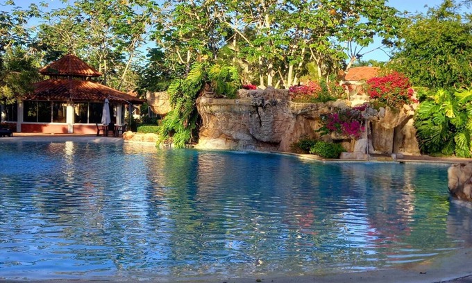 Guayacanes Apartment | Family-Friendly 3BR Retreat with Pool & Spa Near Beach