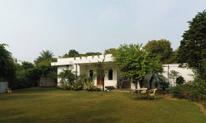 Jaipur District Other | Inviting Farmstay with Pool and Pet-Friendly Amenities
