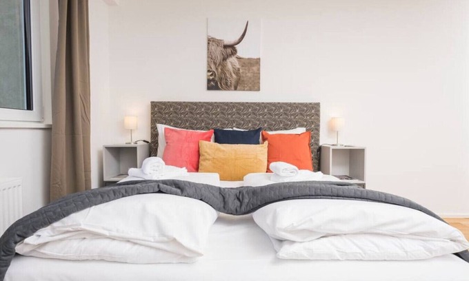 Favoriten Apartment | Inviting Favoriten Hotel Steps from Vienna Train Station