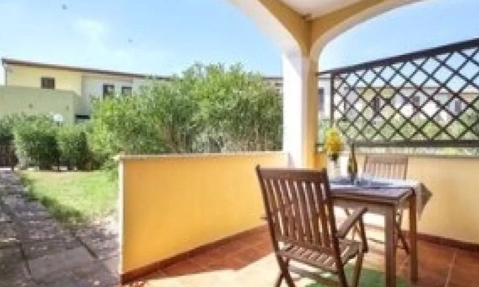 Badesi Apartment | Cozy flat just steps from Baia delle Mimose beach