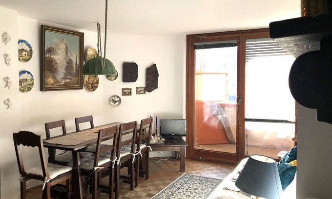 Cervinia Apartment | Comfortable Six-Bed Flat with Breakfast in Cervinia