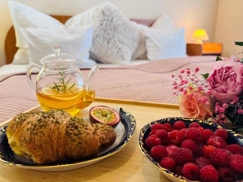 Gyula Apartment | Comfortable Garden Apartment: Family & Pet Friendly Retreat