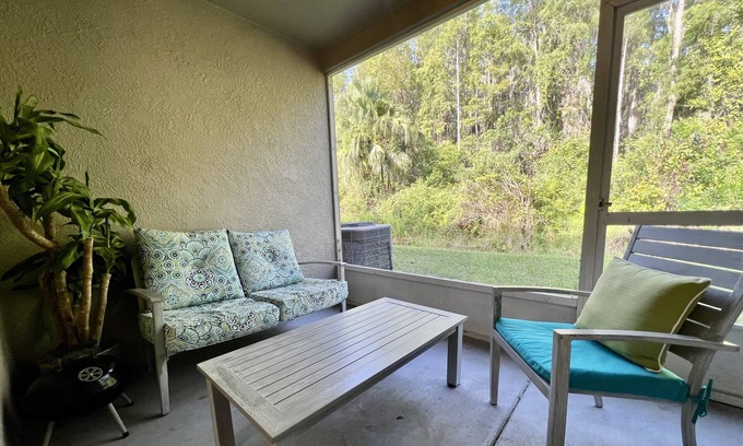Meadow Pointe Condo | Pet-Friendly Townhome with Tranquil Patio in Gated Community