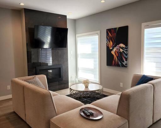 Kensington Apartment | Pet-Friendly Cozy Gem in Downtown with Perfect Score