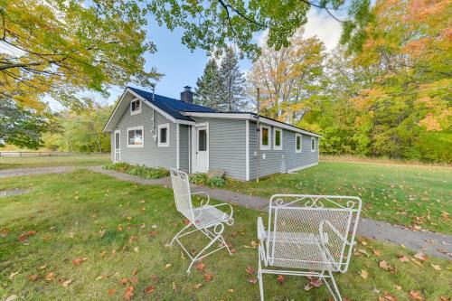 Harbor Springs House | Pet-Friendly Harbor Springs Retreat, 13 Miles to Town