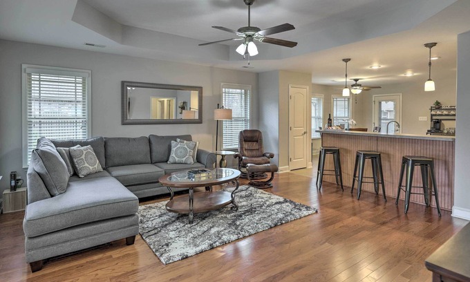 Harvest House | Cozy Harvest Retreat ~ 10 Mi to Huntsville!