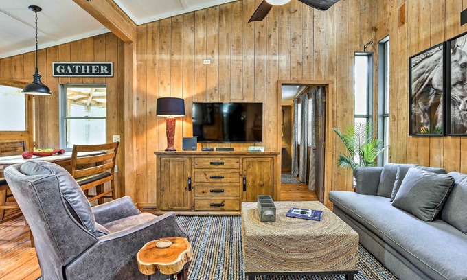 Frisco Cottage | Inviting Hatteras Island Retreat - 1 Mile to Frisco Beach