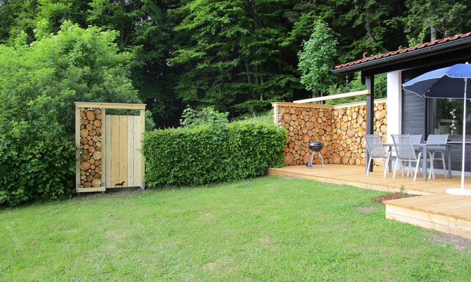 Steinberg House | Inviting Holiday Home in Bavarian Forest with Pool & Spa