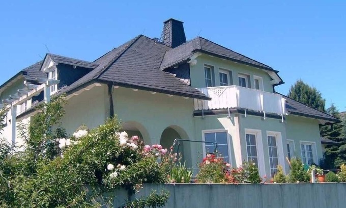 Hundshubel Apartment | cozy holiday home, quiet location, spacious garden