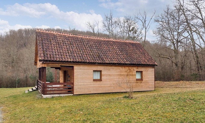 Sainte-Croix-de-Volvestre House | Experience Unforgettable Nature in a Cozy Vacation Home