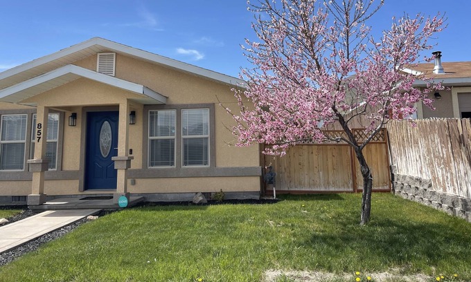 Golconda House | Cozy home 3 minutes to downtown winnemucca