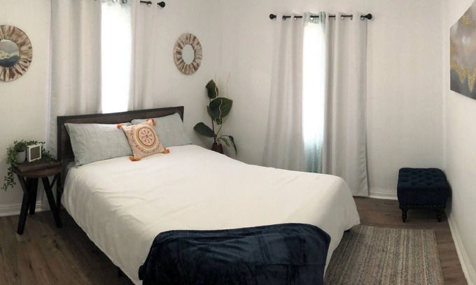 Mojave Cottage | Cozy Home Away From Home
