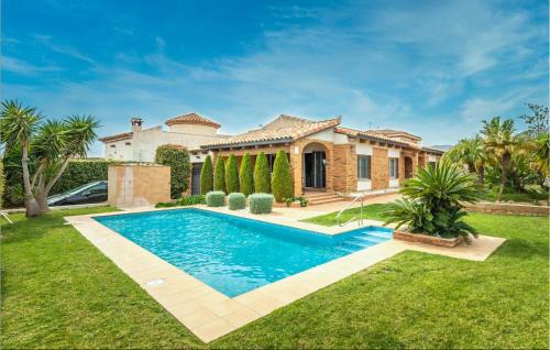 L'Hospitalet de l'Infant House | Comfortable Stay in Hospitalet De Linfant with Pool & Pets