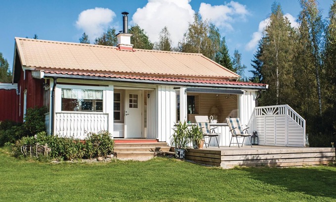Ostra Amtervik House | Relaxing Cottage by the Lake in Östra Ämtevik, Värmland