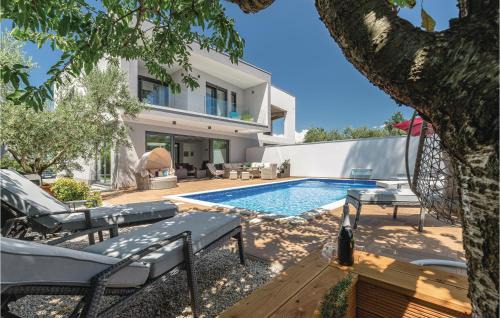 Cervar House | Inviting Cervar Retreat with Sauna and Family-Friendly Amenities
