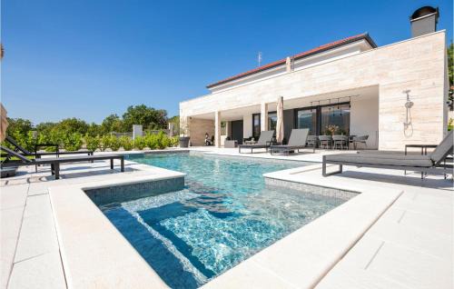 Velika Cista House | Relaxing Retreat in Cista Velika with Pool and Sauna