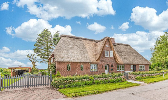 Broderswarft House | Unforgettable Getaway at the North Sea with Spa & Breakfast