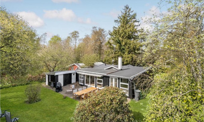 Dronningmolle House | Welcoming Home in Dronningmølle with Family-Friendly Kitchen