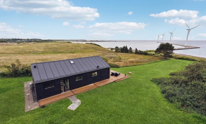 Ebeltoft House | Inviting 4 Bedroom Stay with Ocean Views in Ebeltoft