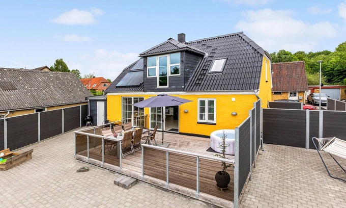 Egernsund House | Beautiful Energy-Friendly Vacation Home with Ocean Views