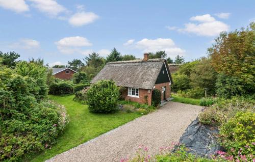 Sonderho House | Welcoming Home in Fanø with Kitchen, Pet & Child Friendly