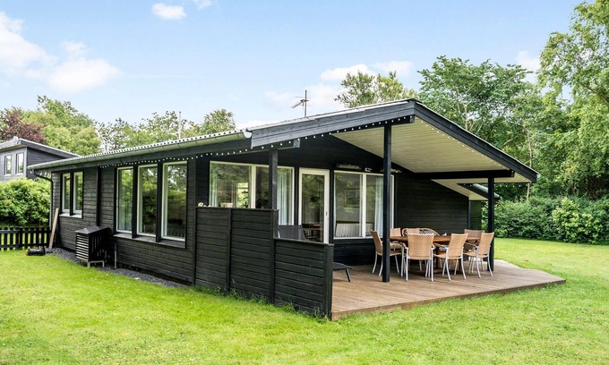 Hjerm House | Enjoy a Delightful Stay in a Cozy Wooden House by the Limfjord