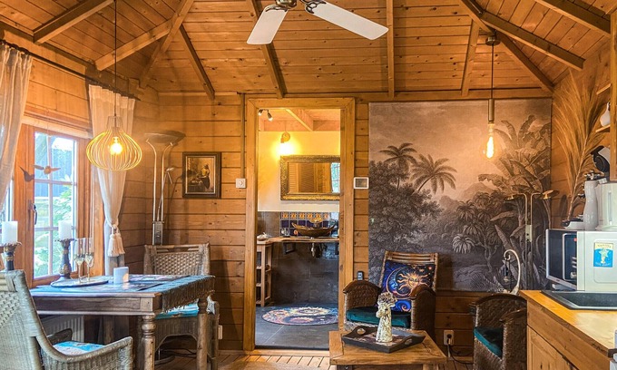 Municipality of Den Helder House | Oceanfront 1 Bedroom Oasis in Julianadorp - Guest Rated 10/10