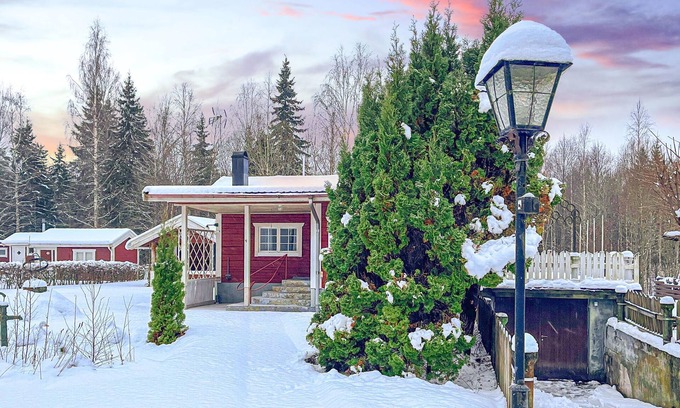 Katrineholm House | Cozy Nature Retreat with Lake View & Pet-Friendly Amenities