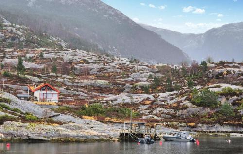 Masfjorden House | Cozy Home In Masfjordnes With Sauna