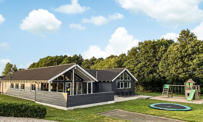 Nordborg House | Discover a Unique 7-Bedroom House with Ocean Views