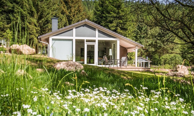 Ruhla House | Relaxing Nature Retreat with Sauna and Family-Friendly Amenities