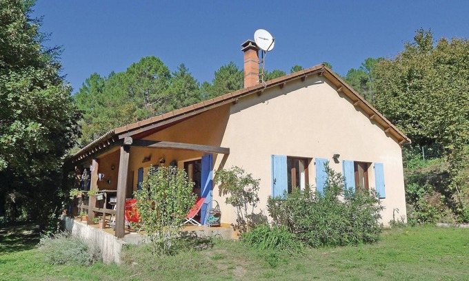 Senechas House | Spacious 6 Bedroom Retreat in Sénéchas with Pool & Spa