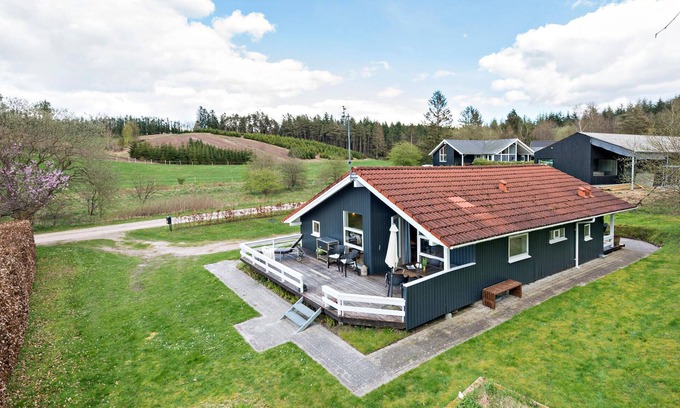 Funder Kirkeby House | Family-Friendly 2-Bedroom Stay in Silkeborg with Spa